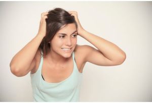 Pourquoi-ca-demange-encore-plus-quand-on-se-gratte_exact441x300